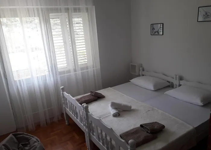 With Parking Space Trpanj, Peljesac - 15710